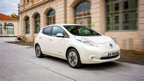 Medio ambiente Nuevo Nissan Leaf un eléctrico ahora con 250 km de