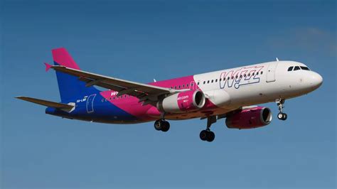 Wizz Air Anulează Mai Multe Curse Aeriene Din şi Spre Italia