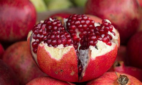 What is the National Fruit of Azerbaijan? [ANSWERED]