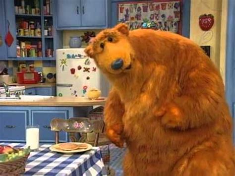 Bear In The Big Blue House Shadow Song - Little Book