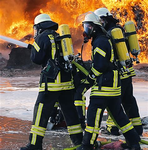 Verst Rkung Im Atemschutz Trupp Freiwillige Feuerwehr Fahlenbach