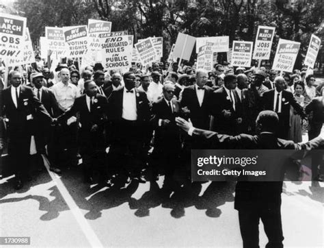 Black Protesters In The 1960s Photos Et Images De Collection Getty Images