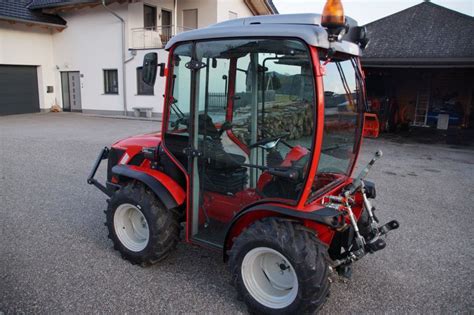 Antonio Carraro TTR 4400 II HST Traktor