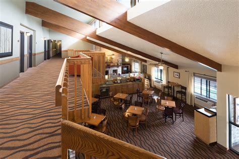 AmericInn by Wyndham Minocqua | Minocqua, WI Hotels