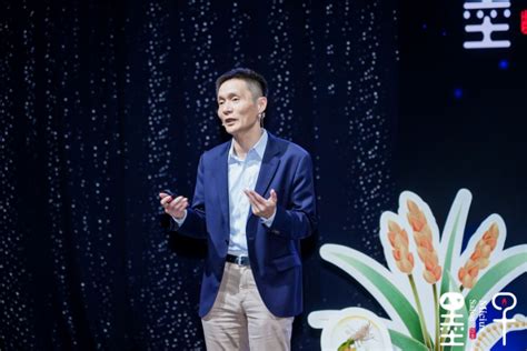 为什么21世纪是生物的世纪？沃尔夫奖获得者何川揭示如何破解遗传密码腾讯新闻