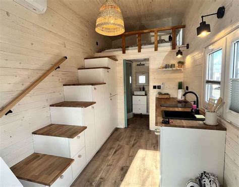 Tiny House Interior Photos Cabinets Matttroy