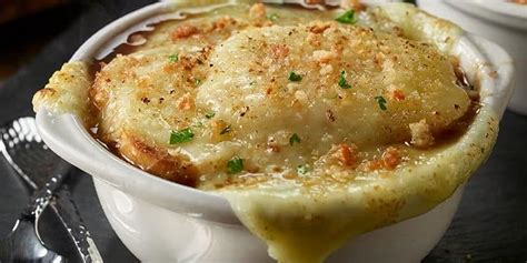 How To Make The Longhorn Steakhouse French Onion Soup Recipe At Home