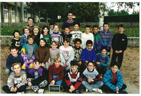 Photo De Classe Cm De Ecole Marcel Roger Neuilly Saint Front