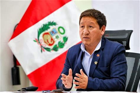 Expremier y legislador peruano Guido Bellido Ugarte renunció al