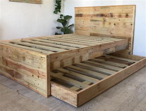 How A Daybed With Trundle Beautifully Saves Space MyMyDIY Inspiring