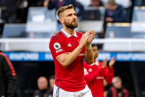 Luke Shaw Reveals Manchester United Squad Held Meeting After Newcastle