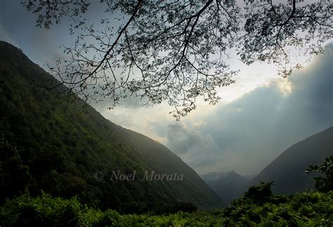 Waipio Valley Hike - A Friphotos Series