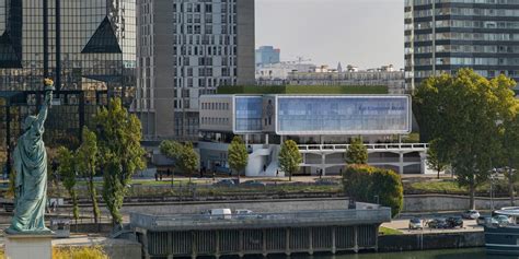 Nouveau Campus Sur Le Devant De La Seine Le Cordon Bleu Paris