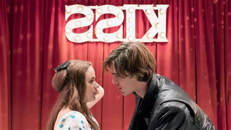 Joey King Presents The Kissing Booth Trilogy On Netflix After He Lashed