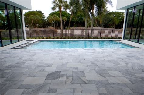 Carrera White Marble Pool Deck Pavers Minimalistisch Pools Tampa