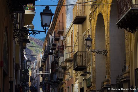 Foto Häuser in Cefalù Sizilien Thomas Reich bilderreich