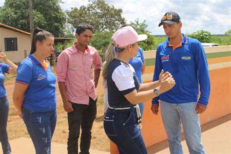 Prefeitura de Goianorte promove mutirão no distrito Esperança Bendita