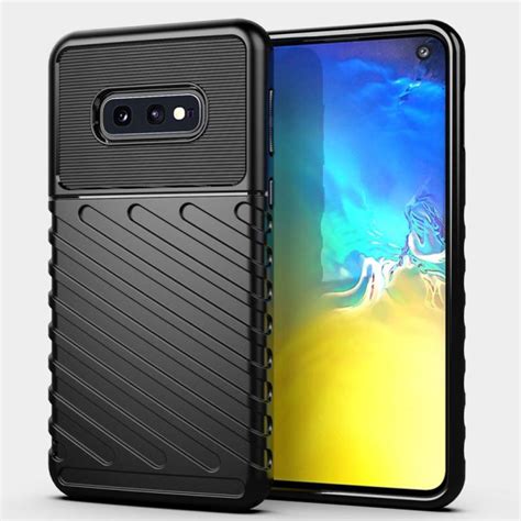 Аксесоари и калъфи за Samsung Galaxy S10e