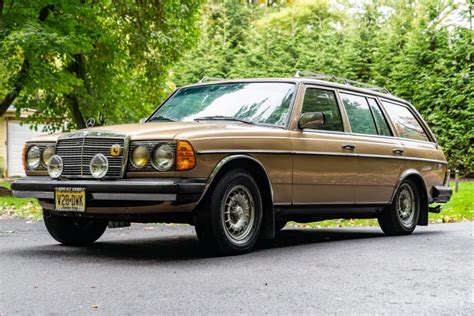 No Reserve 1983 Mercedes Benz 300td Turbo For Sale On Bat Auctions