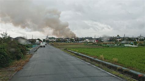 【火事】埼玉県久喜市菖蒲町菖蒲付近で火災！大量の黒煙あがる 現地の画像で被害状況まとめ まとめダネ！