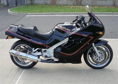 Suzuki GSX 1100 F