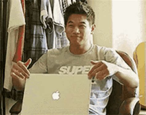 Laptop GIF - Laptop - Discover & Share GIFs