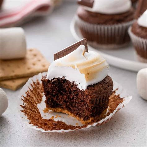 Easy Smores Cupcakes Recipe