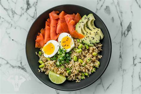 Try This Smoked Salmon Brown Rice Bowl From The Fitmencook App Salmon Rice Bowl Brown Rice