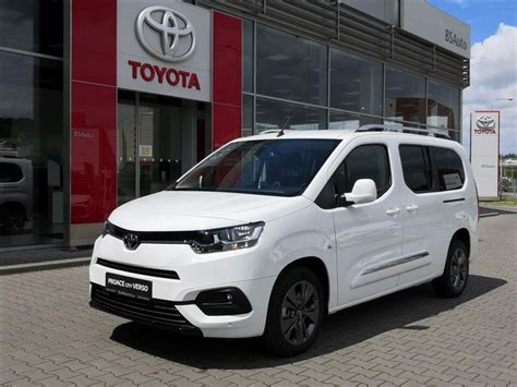 Prodej Toyota ProAce City Verso Long 1 2 96kW automat nové benzín