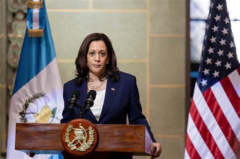 Kamala Harris Is Utterly Flubbing Her Job As Veep