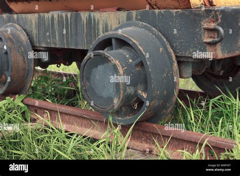 Metallwagen auf schienen Fotos und Bildmaterial in hoher Auflösung