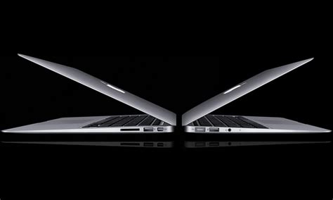 Apple Uvádí Dva Ještě Tenčí Notebooky Macbook Air Designmagcz