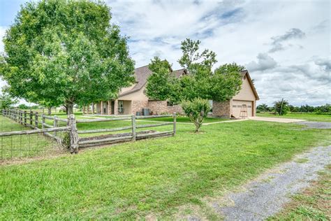 9118 FM 1452 Madisonville TX 77864 MLS 21007417 Land And Farm