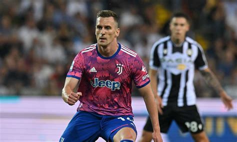 Futuro Milik La Juve Ha Preso Una Decisione Definitiva