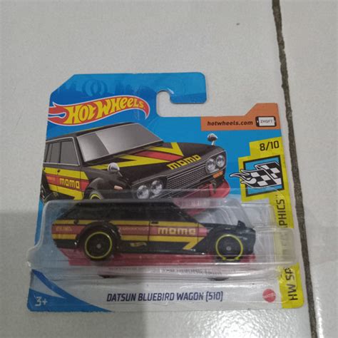 Jual Hot Wheels Short Card Datsun Bluebird Wagon Momo Livery Hitam