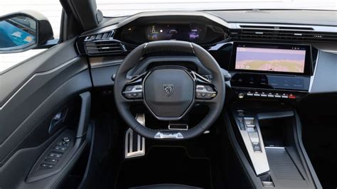 Peugeot 408: Erste Testfahrt im neuen Crossover - kicker
