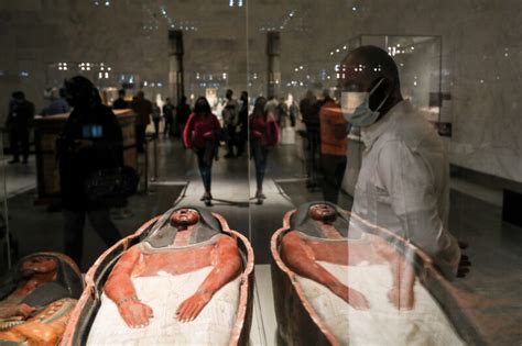 The thorny ethics of displaying Egyptian mummies to the public | Ars ...