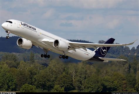 D AIVA Airbus A350 941 Lufthansa Konstantin Von Wedelstaedt