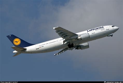 D Aiak Lufthansa Airbus A B Photo By Carlos F Id