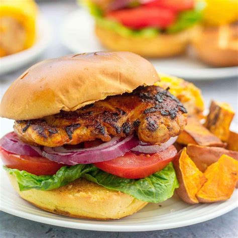 Peri Peri Chicken Burgers (Nando's Copycat) | Recipe | Chicken burgers ...