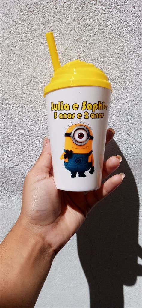 Copo Twister Ml Personalizados C Tampa E Canudo Minions