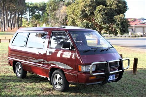 toyota tarago  rtoyota