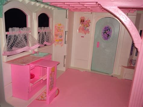 1995 Barbie Dream House Dreamhouse Victorian Mansion With Working