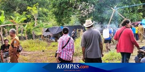 Tak Ada Fasilitas MCK Di Tempat Pengungsian Korban Gempa Di Desa