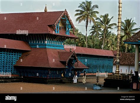 Ettumanoor temple hi-res stock photography and images - Alamy