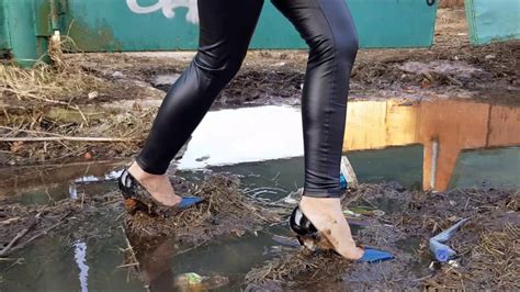 High Heels In Mud Walking On Hard Mud In High Heels Youtube High