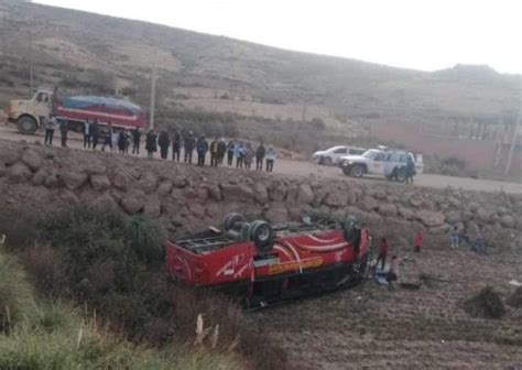 Vuelco De Bus De Pasajeros En La Vía Uyuni Potosí Deja Un Fallecido Y