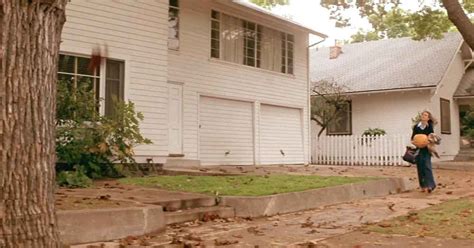 Laurie Strodes Halloween Home Selling For 6 Times Film Budget