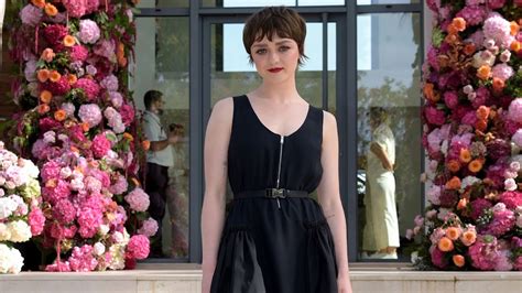 Berraschendes Liebes Aus Maisie Williams Ist Wieder Single Youtube