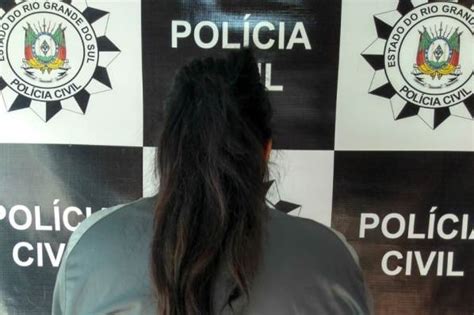 Mulher Presa Em Passo Fundo Por Tr Fico De Drogas Pol Cia Civil Rs